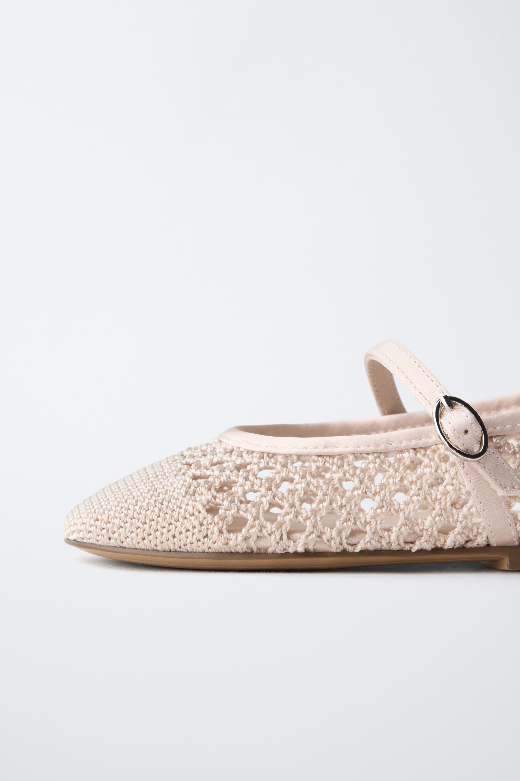 CROCHET EFFECT BALLET FLATS